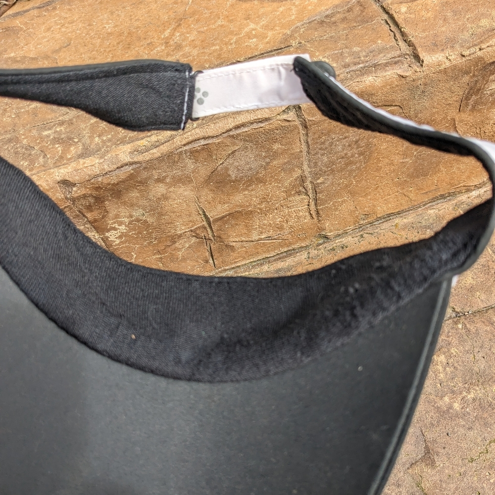 Nike visor - Picture 4 of 4
